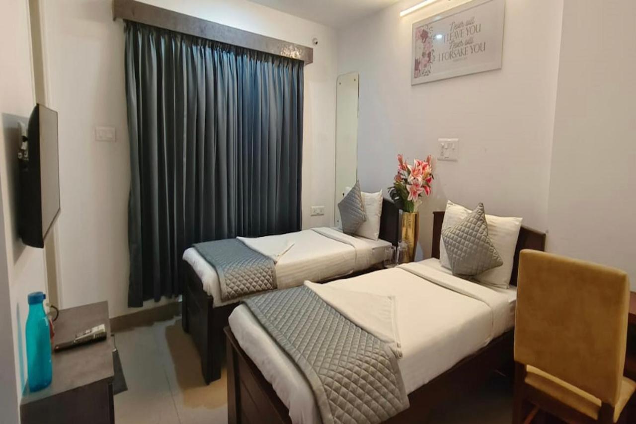 Yahweh Suites Bangalore Eksteriør bilde