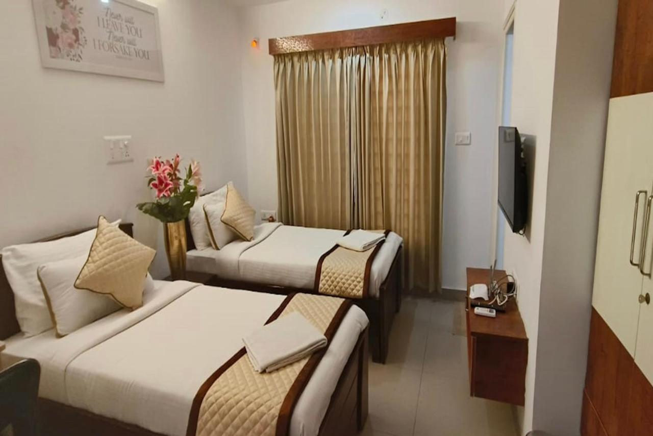 Yahweh Suites Bangalore Eksteriør bilde
